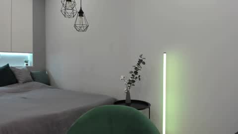 Eva online show from December 28, 2024, 12:35 pm