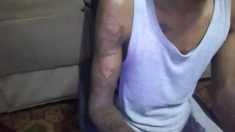 longshaft_ online show from September 15, 2025, 12:16 pm