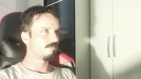 Snapshot of lookaz4010 chatting on January 27, 2025, 3:39 pm Lucas online show from January 27, 2025, 3:39 pm