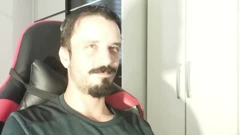 Snapshot of lookaz4010 chatting on February 3, 2025, 1:30 pm Lucas online show from February 3, 2025, 1:30 pm