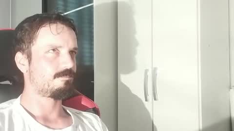 Snapshot of lookaz4010 chatting on February 7, 2025, 12:06 pm Lucas online show from February 7, 2025, 12:06 pm