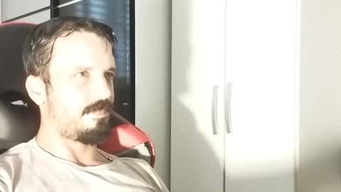 Snapshot of lookaz4010 chatting on February 11, 2025, 12:58 pm Lucas online show from February 11, 2025, 12:58 pm