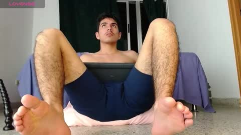 looki 16 online show from December 3, 2024, 2:47 am