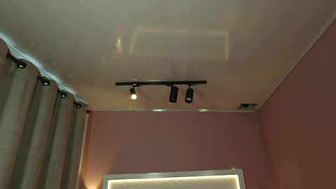 Deborah Daz online show from September 21, 2025, 1:57 pm