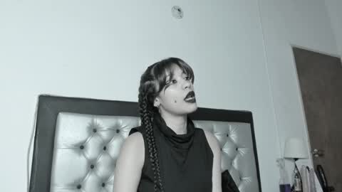 Snapshot of loredepp chatting on January 1, 2025, 6:47 am Lore Depp online show from January 1, 2025, 6:47 am