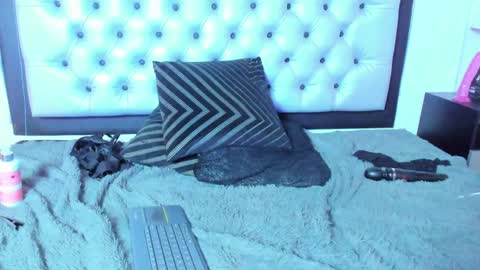 Snapshot of loredepp chatting on January 16, 2025, 12:09 pm Lore Depp online show from January 16, 2025, 12:09 pm