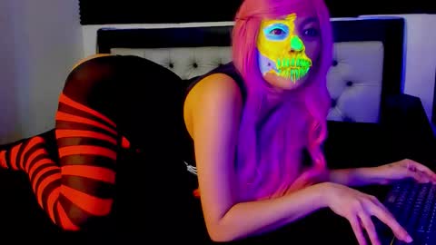 Snapshot of loredepp chatting on October 27, 2025, 4:05 am Lore Depp online show from October 27, 2025, 4:05 am