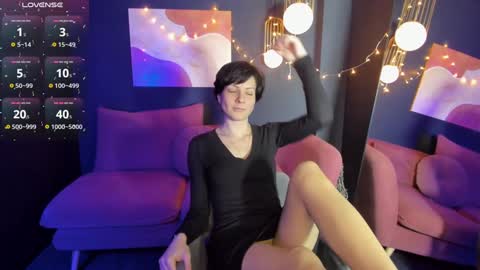 Loren online show from January 17, 2025, 1:56 pm