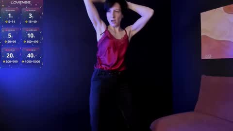 Loren online show from February 19, 2025, 2:12 pm