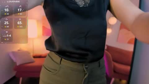 Loren online show from December 2, 2025, 2:01 pm