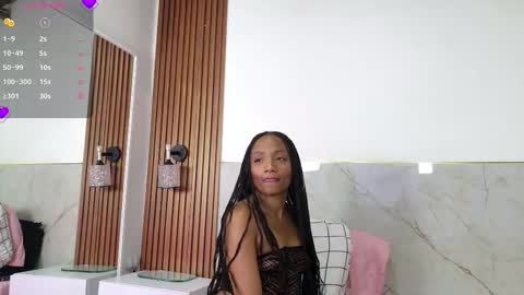 Snapshot of loren_ortiiz chatting on December 13, 2025, 7:53 pm loren_ortiiz online show from December 13, 2025, 7:53 pm