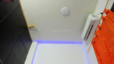 Snapshot of lorena_parlove chatting on December 20, 2024, 9:17 pm Lorena Parlove online show from December 20, 2024, 9:17 pm