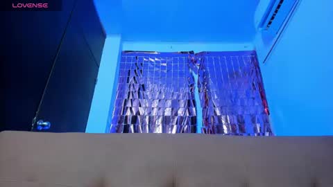 Snapshot of lorena_parlove chatting on February 26, 2025, 8:00 pm Lorena Parlove online show from February 26, 2025, 8:00 pm