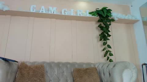 lorena_rubio online show from October 25, 2025, 12:13 pm