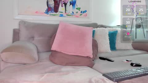 Snapshot of lorendolltsx chatting on December 12, 2024, 12:59 am Loren online show from December 12, 2024, 12:59 am