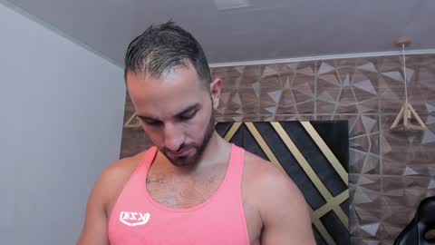 Snapshot of lorenzo_walker_ chatting on January 30, 2025, 5:39 pm L O R E N Z O Thumbs Up help online show from January 30, 2025, 5:39 pm