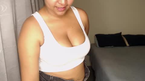 Loretta Gmez online show from March 1, 2025, 4:37 am