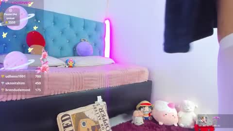 Snapshot of lorettmatthew chatting on February 12, 2025, 11:29 am LorettMatthew online show from February 12, 2025, 11:29 am