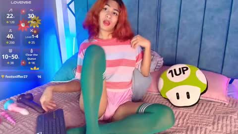 Snapshot of lorettmatthew chatting on October 8, 2025, 6:11 am LorettMatthew online show from October 8, 2025, 6:11 am