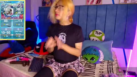 Snapshot of lorettmatthew chatting on November 8, 2025, 6:35 am LorettMatthew online show from November 8, 2025, 6:35 am