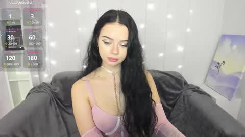 Snapshot of lori_hells chatting on December 4, 2025, 3:16 am Lori online show from December 4, 2025, 3:16 am