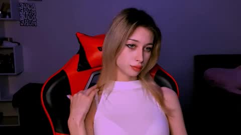 Lori online show from October 17, 2025, 6:21 pm