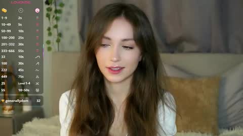 Snapshot of loriamarzinske chatting on October 9, 2025, 9:24 pm Naomi online show from October 9, 2025, 9:24 pm