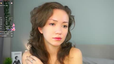 Snapshot of loriamarzinske chatting on November 8, 2025, 10:41 pm Naomi online show from November 8, 2025, 10:41 pm