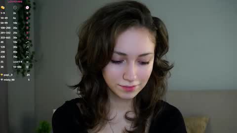 Snapshot of loriamarzinske chatting on December 2, 2025, 9:32 pm Naomi online show from December 2, 2025, 9:32 pm