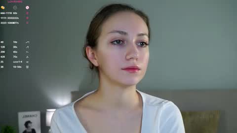 Snapshot of loriamarzinske chatting on December 3, 2025, 9:02 pm Naomi online show from December 3, 2025, 9:02 pm