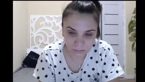 LorraGrey online show from January 5, 2025, 5:20 am