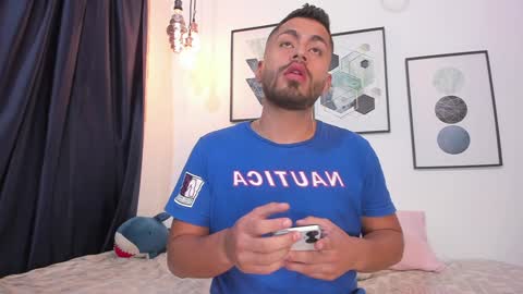 Snapshot of los_juanes chatting on December 25, 2024, 11:10 pm JUAN  JUAN online show from December 25, 2024, 11:10 pm