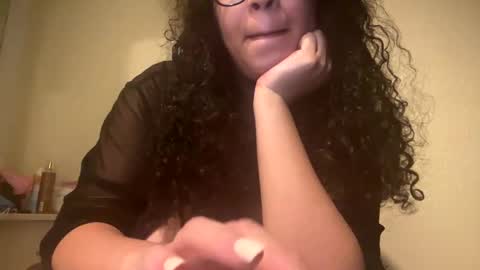 Snapshot of lotuzpetals chatting on October 18, 2025, 7:20 am Jasmine online show from October 18, 2025, 7:20 am