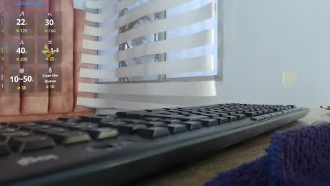 Snapshot of lou_rosse chatting on September 15, 2025, 9:59 pm  Lou Rosse  online show from September 15, 2025, 9:59 pm