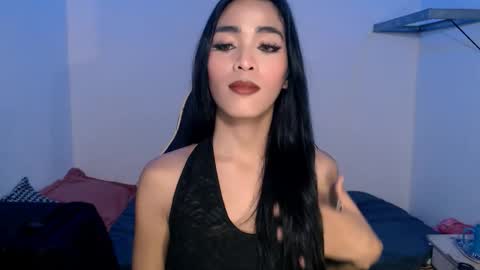 loud_princess online show from December 2, 2025, 2:01 pm