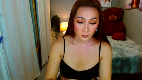 Snapshot of louie_sexy chatting on December 12, 2024, 11:18 am Cathy online show from December 12, 2024, 11:18 am