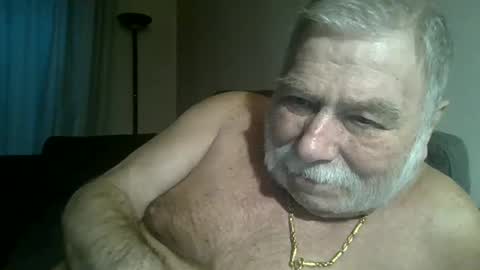 Snapshot of louis_chokdee chatting on January 2, 2025, 4:02 pm louis_chokdee online show from January 2, 2025, 4:02 pm