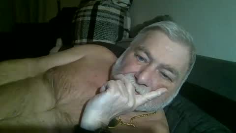 Snapshot of louis_chokdee chatting on March 10, 2025, 6:56 pm louis_chokdee online show from March 10, 2025, 6:56 pm