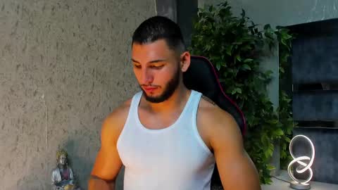 Louis online show from October 26, 2025, 10:25 pm