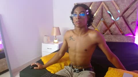 Louis Valdz online show from December 11, 2024, 10:38 pm