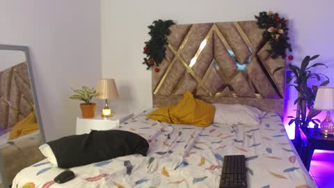 Louis Valdz online show from December 17, 2024, 12:12 am