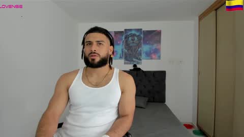 louis_marley_ online show from December 16, 2024, 8:48 pm