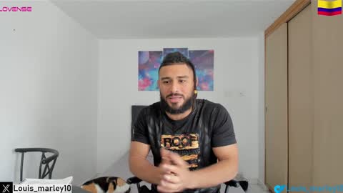 louis_marley_ online show from January 14, 2025, 6:49 pm