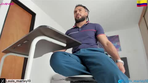 louis_marley_ online show from March 3, 2025, 4:46 pm