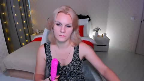 Louisa online show from December 30, 2024, 7:48 am