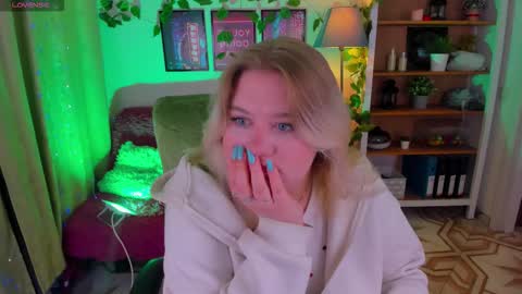 Loise online show from November 30, 2025, 10:25 pm