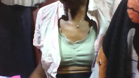 Snapshot of lovaelisa chatting on October 9, 2025, 3:48 am lovaelisa online show from October 9, 2025, 3:48 am