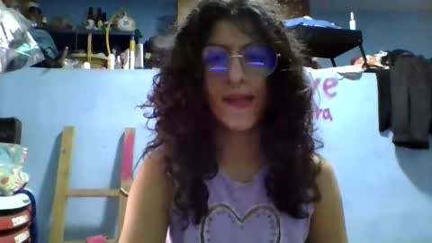 Snapshot of love_electra chatting on September 15, 2025, 1:22 pm love_electra online show from September 15, 2025, 1:22 pm