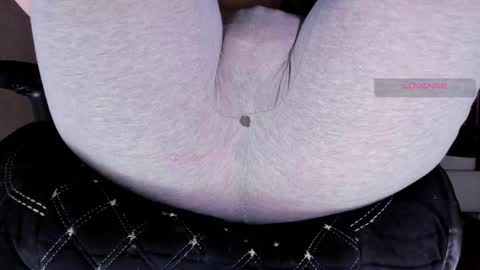 Snapshot of love_hard_kiru chatting on October 22, 2025, 1:44 pm Kira online show from October 22, 2025, 1:44 pm