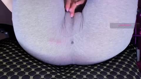 Snapshot of love_hard_kiru chatting on November 25, 2025, 10:04 am Kira online show from November 25, 2025, 10:04 am